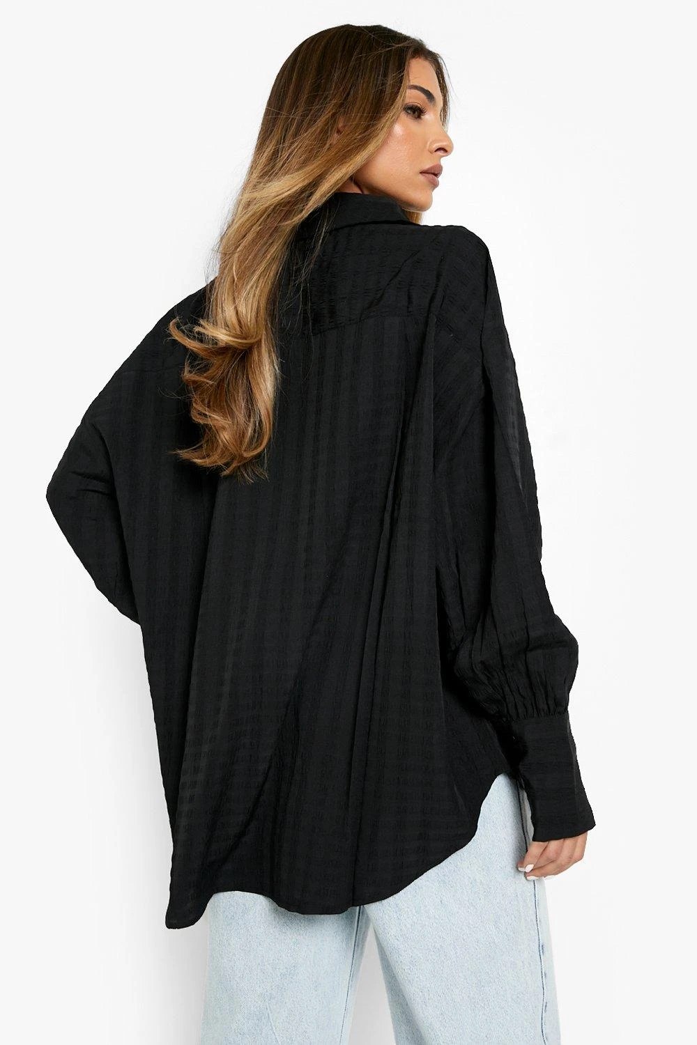 Strukturietes Oversize Hemd 4 Strukturietes Oversize Hemd – Bild 2