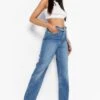 Stonewash Jeans Mit Klobiger Kette