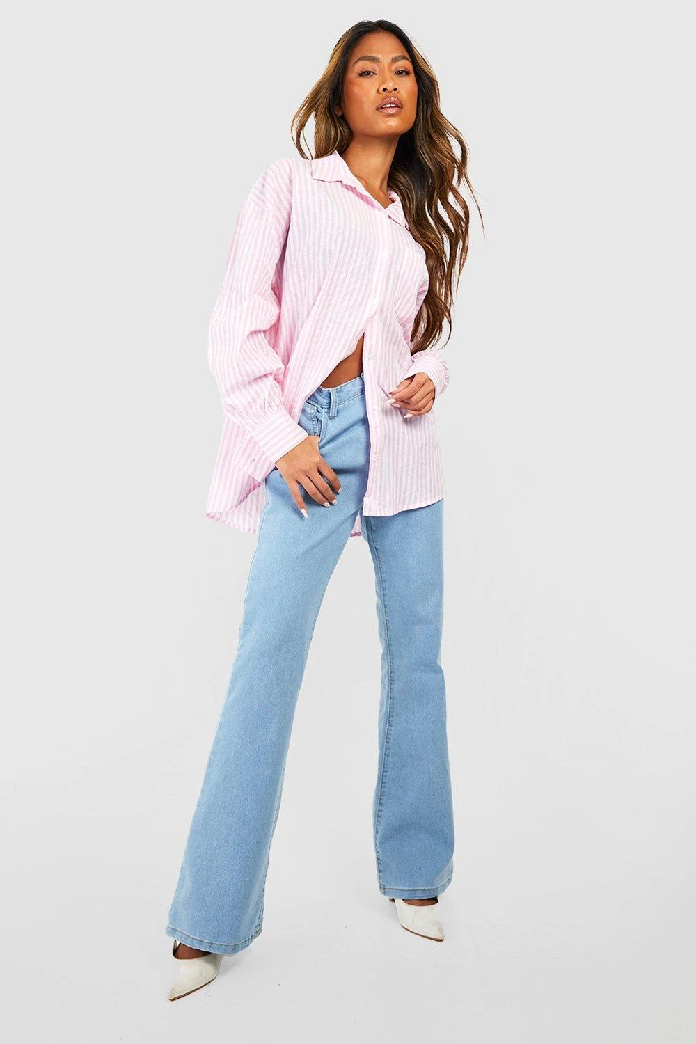 Basics Schlagjeans Mit Hohem Bund Und 5-Taschen 3 Basics Schlagjeans Mit Hohem Bund Und 5-Taschen