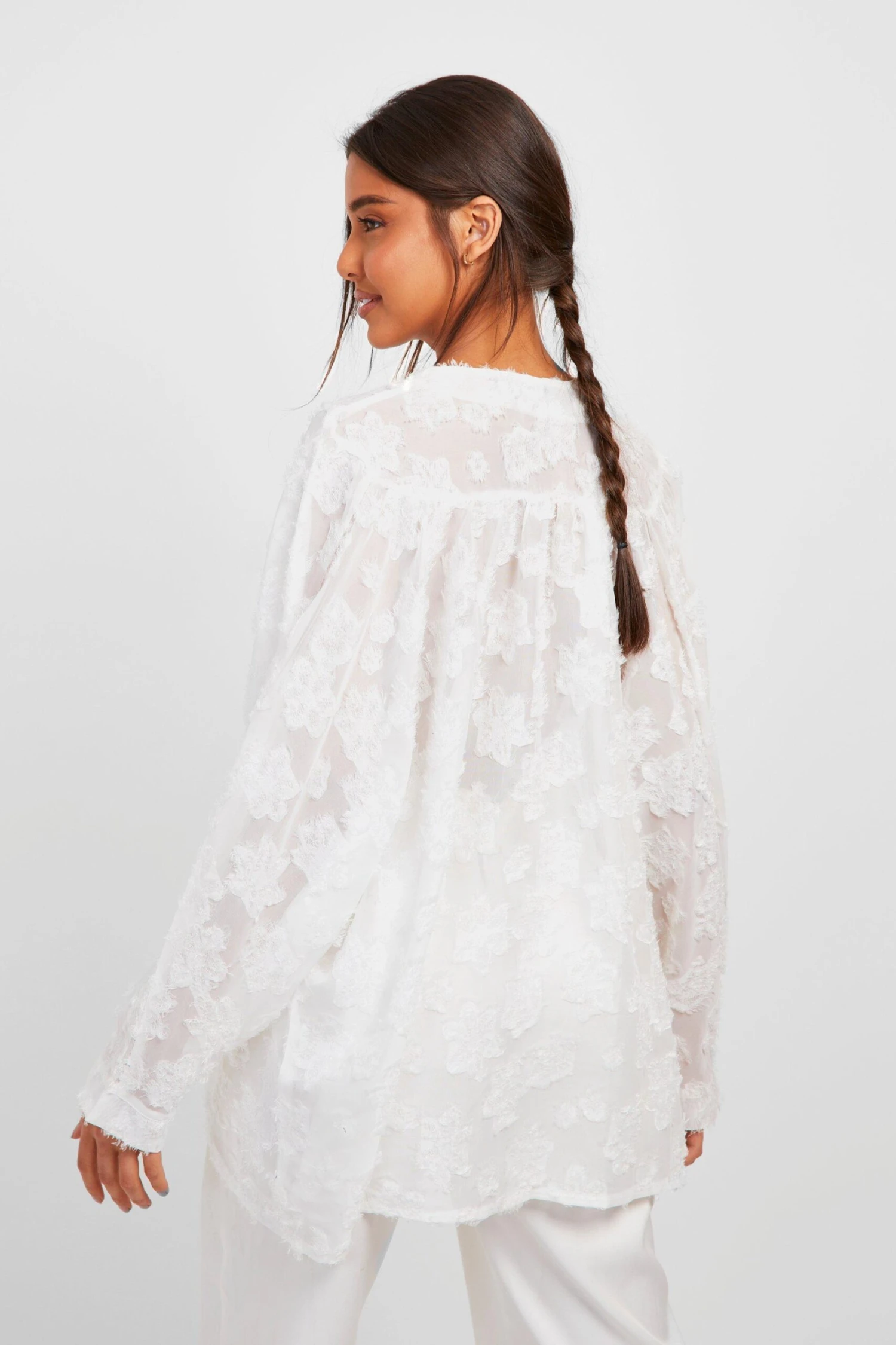 Strukturiertes Lockeres Hemd 4 Strukturiertes Lockeres Hemd – Bild 2