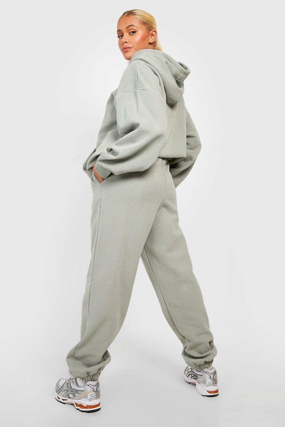 Basic Oversize Jogginghose 4 Basic Oversize Jogginghose – Bild 2