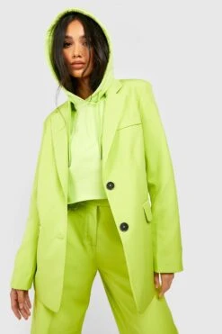 Lockerer Blazer Mit Kontrast-Knöpfen