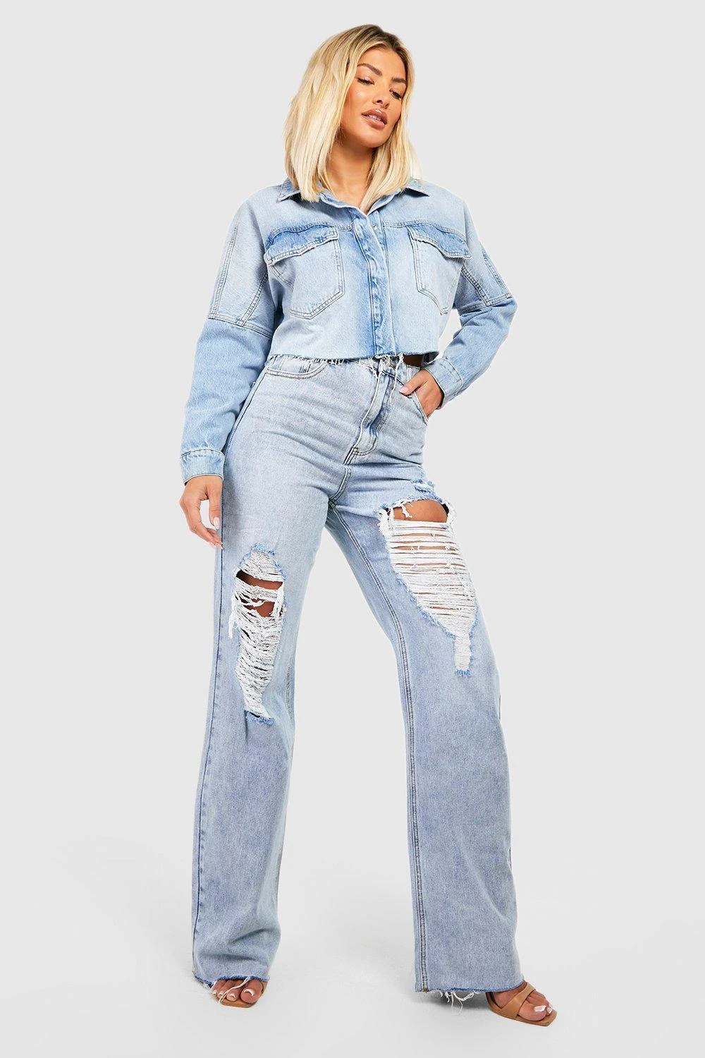 Zerrissene Jeans Mit Weitem Bein Und Hohem Bund 5 Zerrissene Jeans Mit Weitem Bein Und Hohem Bund – Bild 3